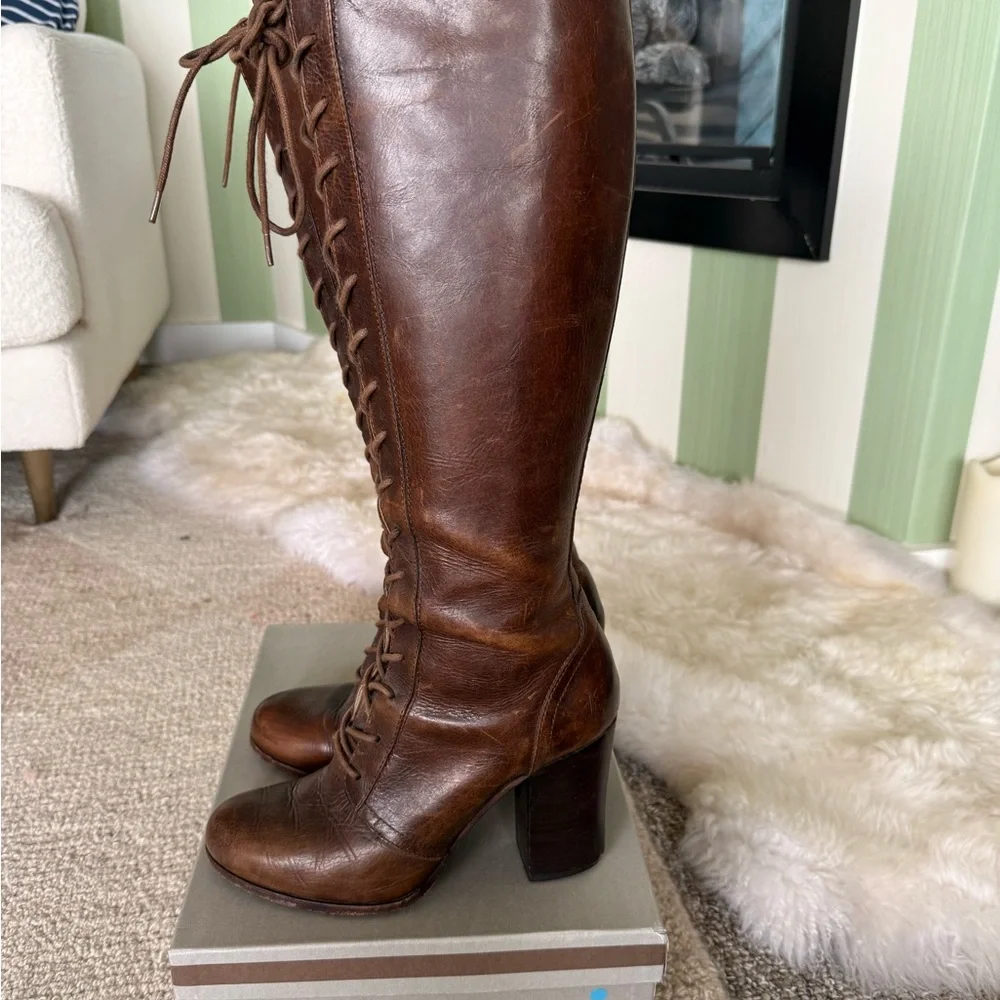 Frye Dark Brown knew high Leather Lace-Up Heeled Boots, size 10 - Picture 1 of 12